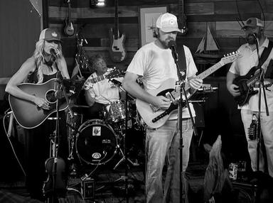 Songwriters in the round